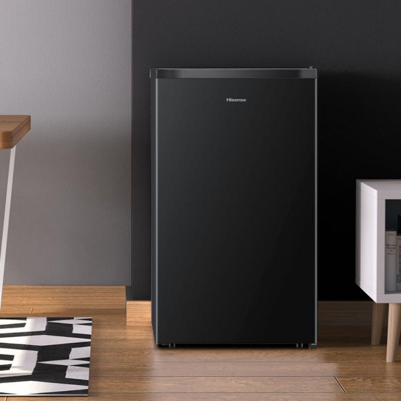 Heladera Cíclica Bajo Mesada Hisense Hrbf125b 126l Negra Negro