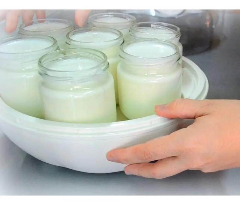 Yogurtera Daewoo Fabrica De Yogurt Ym6716 7 Jarritos