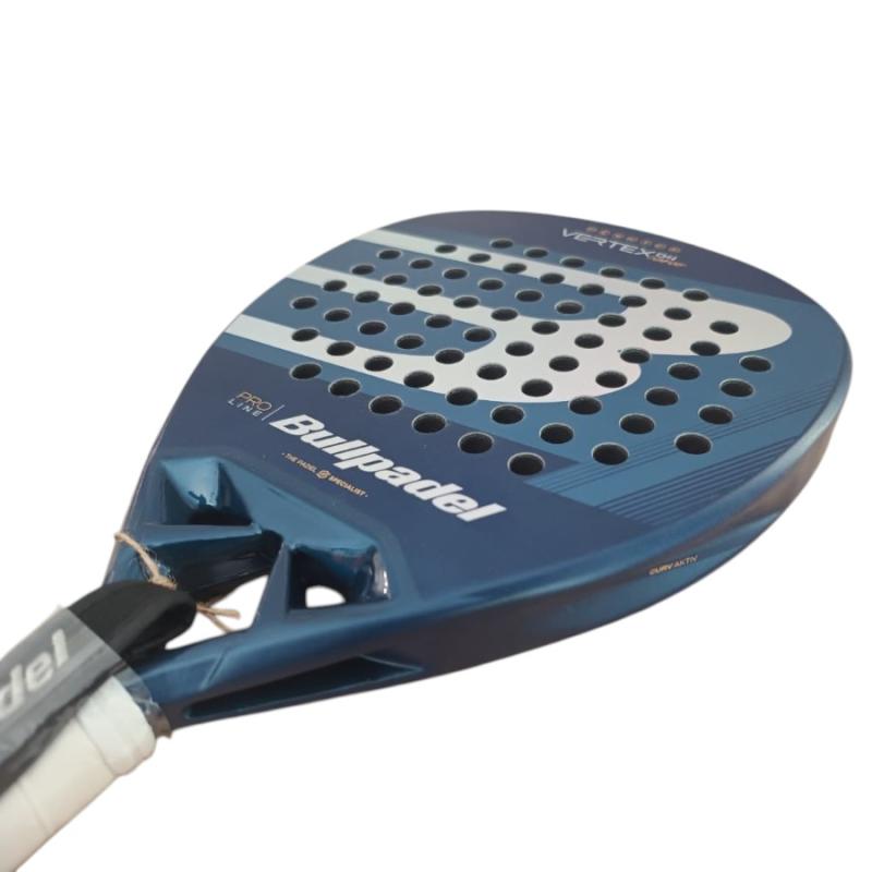 Paleta de padel Bullpadel Vertex 04 Comfort 25 - Edicion Pack