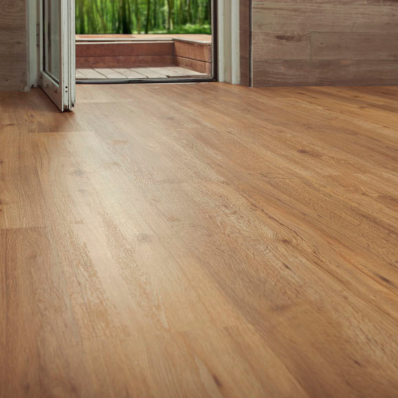 Piso Vinílico Roble KW6046 2mm – 4.895 m² (184x950 mm)