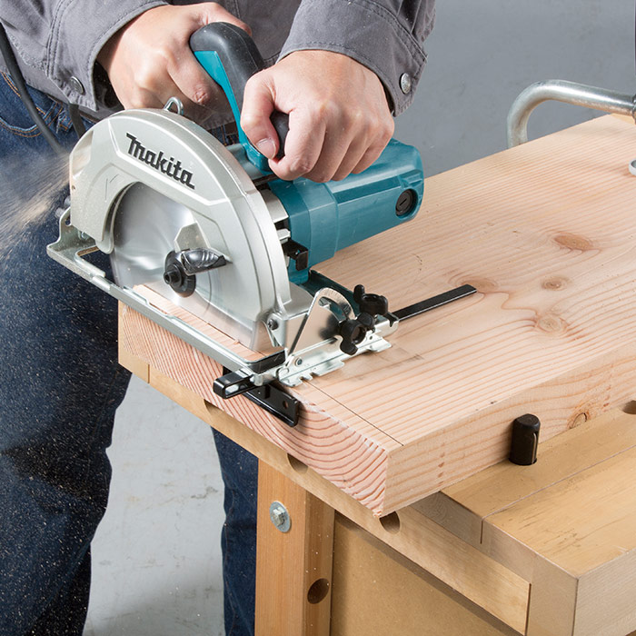 Sierra Circular Makita HS7010 – 1600 W, 190 mm, cortes rápidos y precisos