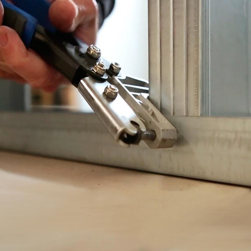 Knauf Punzonador para Perfiles – 4680