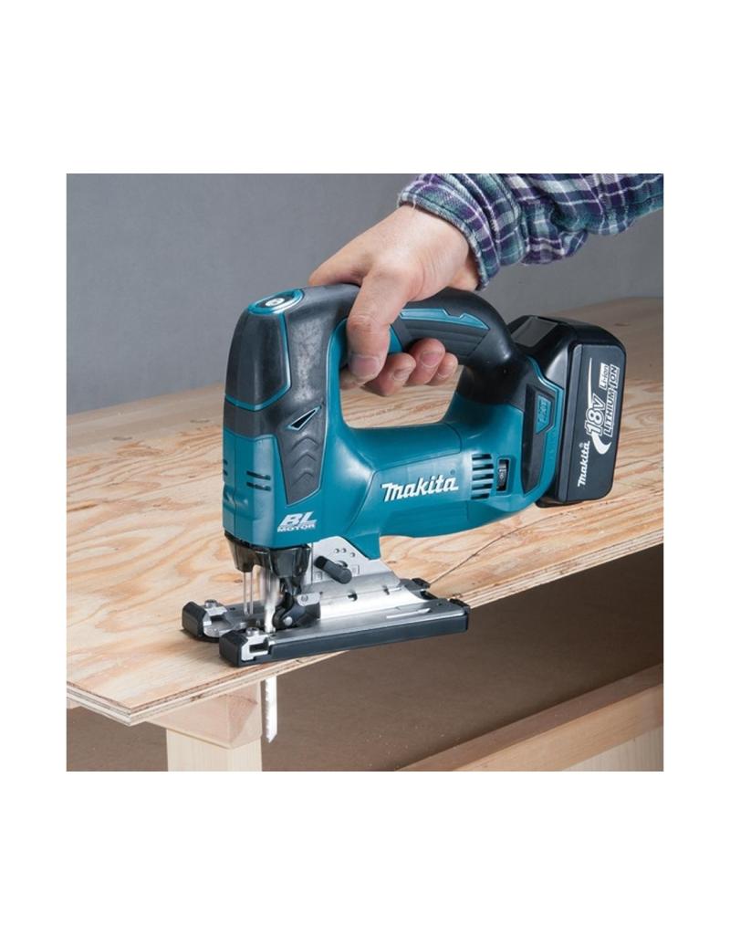 Sierra Caladora Inalámbrica Makita DJV182Z – 18V LXT, motor sin carbones