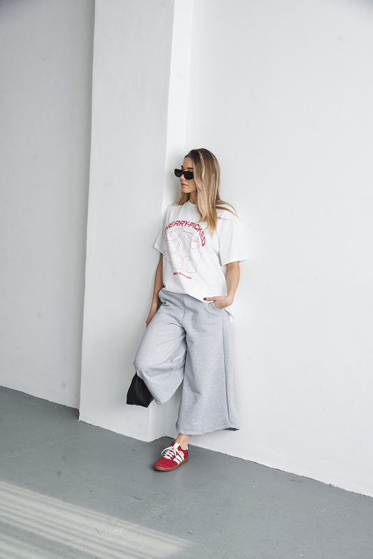 Remera Over Cherry
