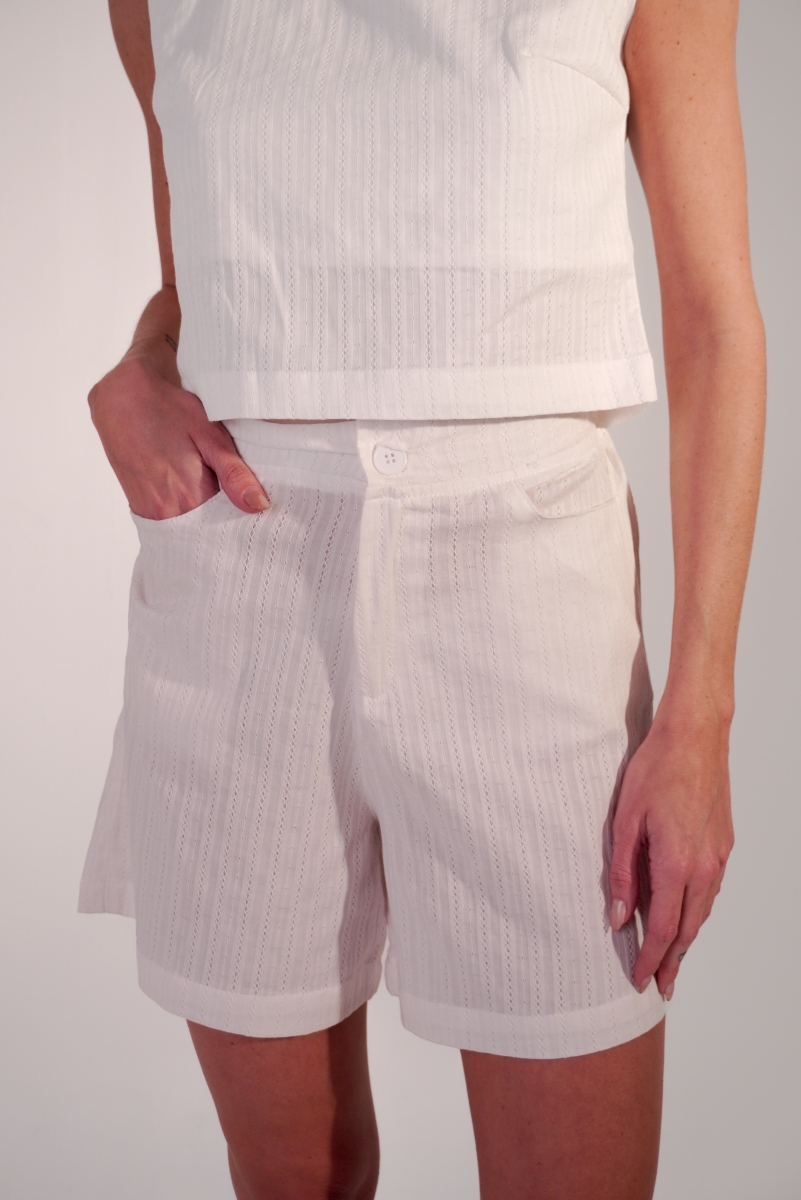 Short Broderie