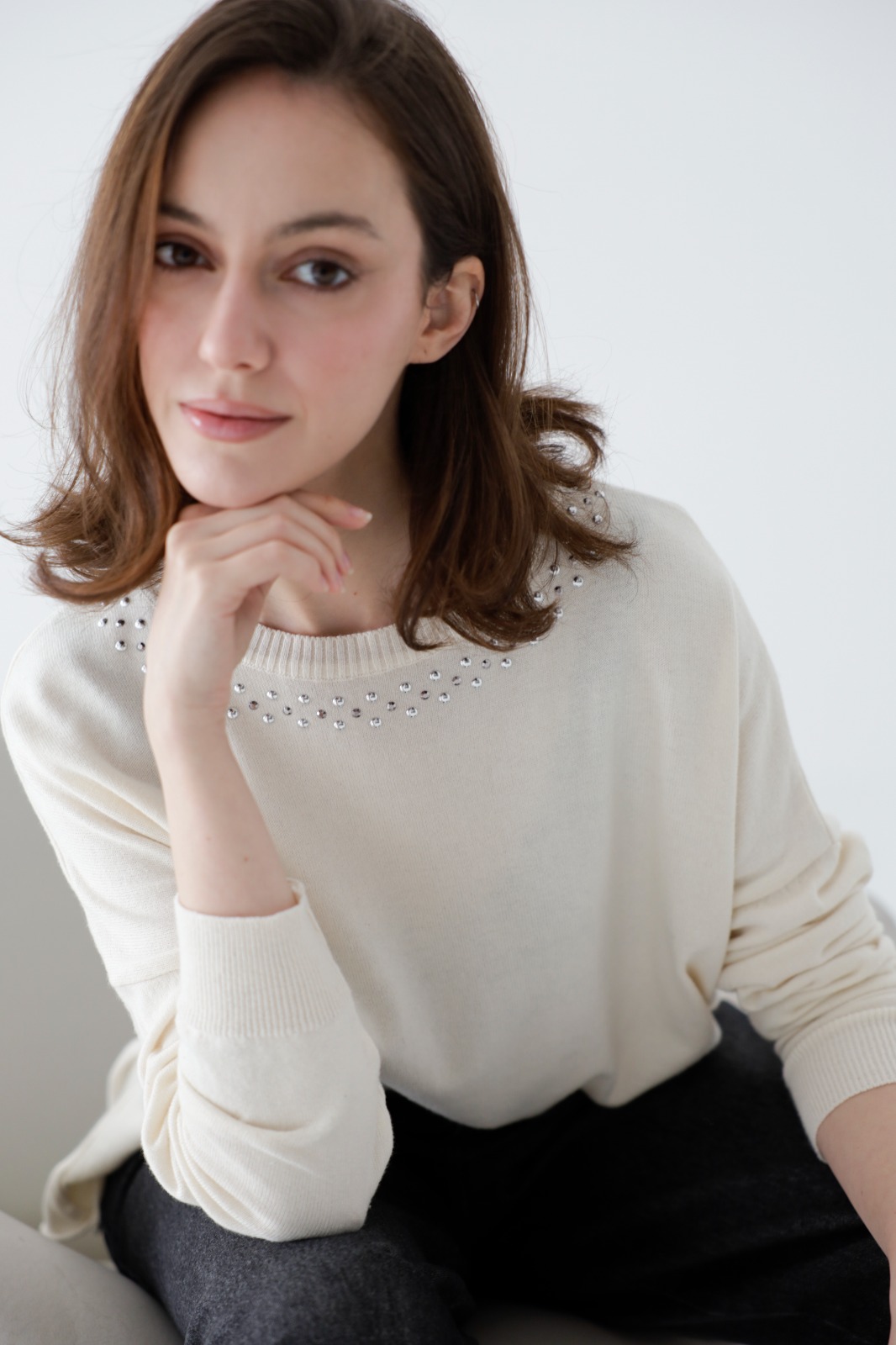 Sweater Karen Con Tachas
