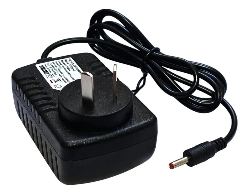Cargador Fuente Para Tv Box Router Modem Notebook Tablet 5v 2a 3,5x1,35mm