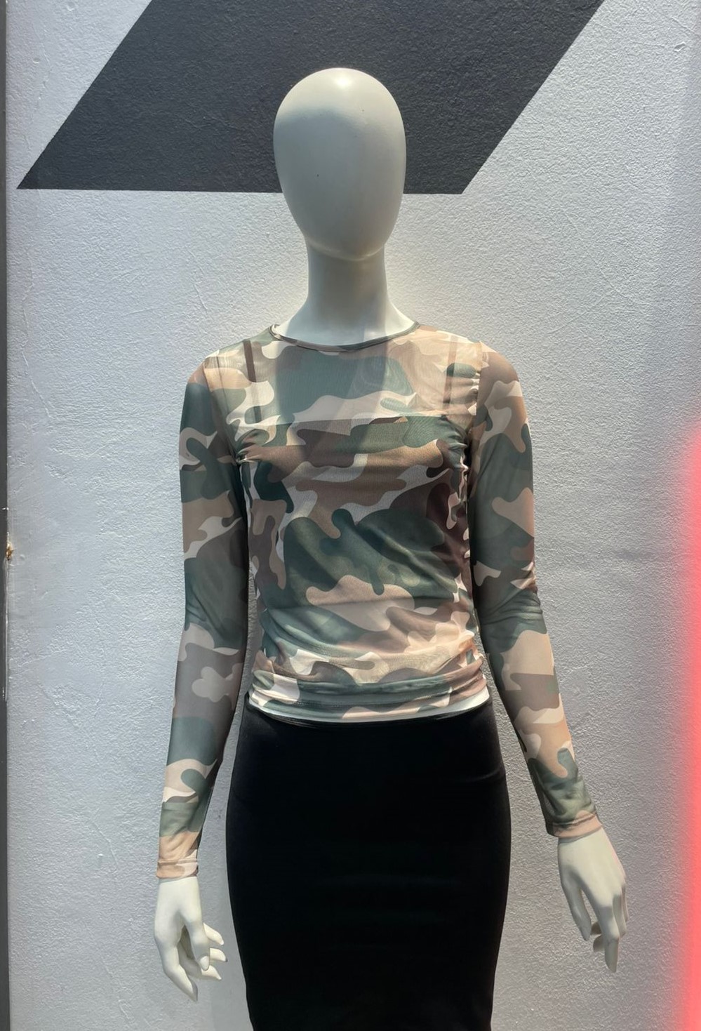 REMERA MANGA LARGA TUL MILITAR