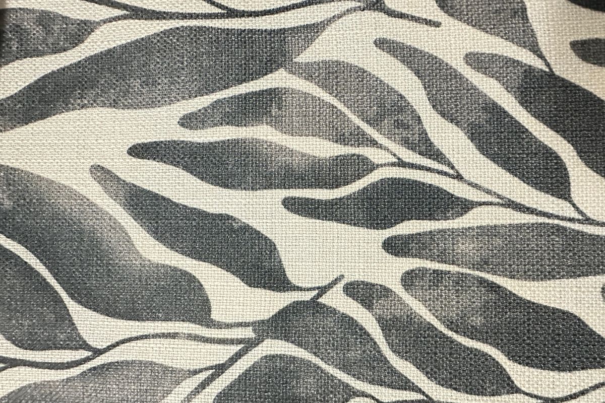 Tijuana Hojas Grafito