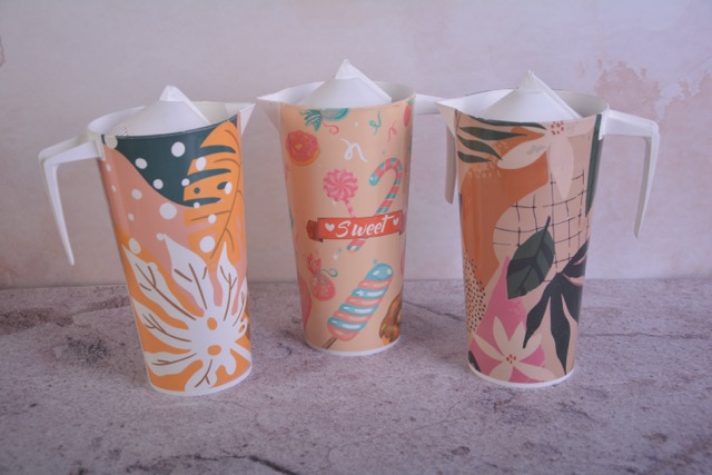 JARRA DE PLÁSTICO ESTAMPADA