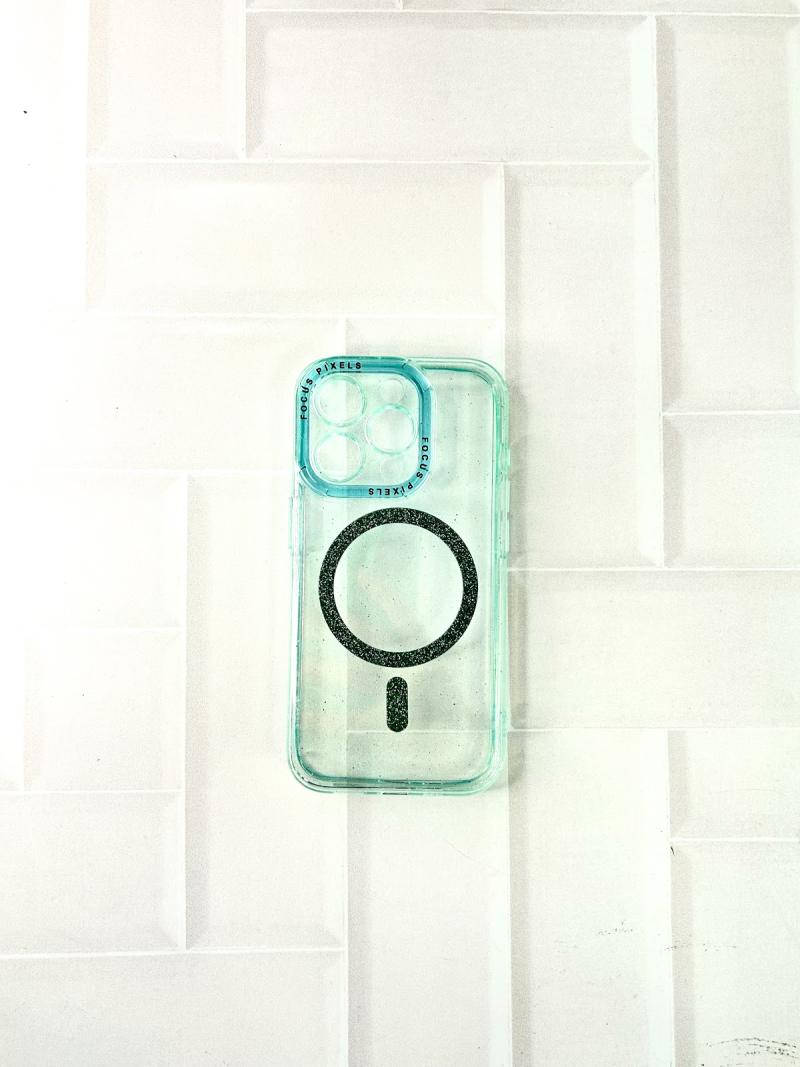 FUNDA TRANSPARENTE BRILLO CON MAGSAFE Y EMPAQUE IPH 16 PRO