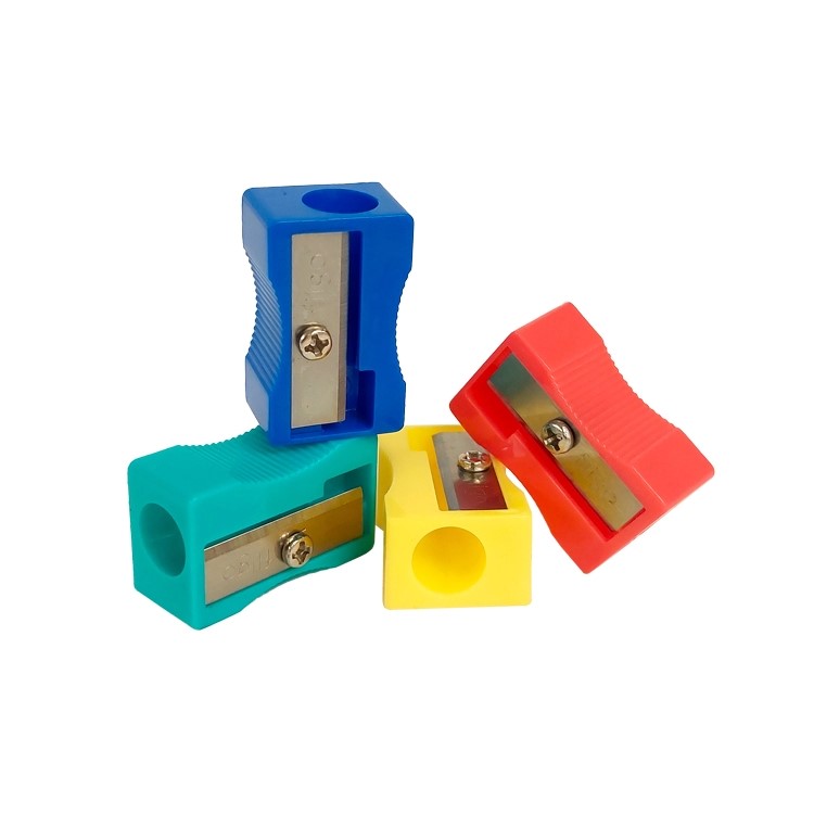 SACAPUNTA PLASTICO BLOCK COLORES SURTIDOS